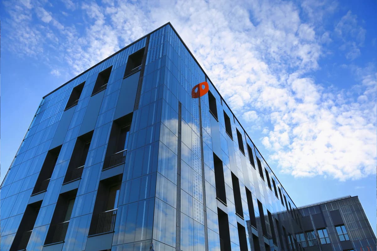Building integrated photovoltaic module (BIPV)