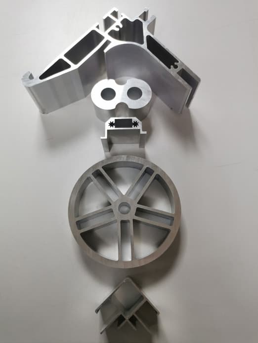 Aluminium, Extruded, uncoated