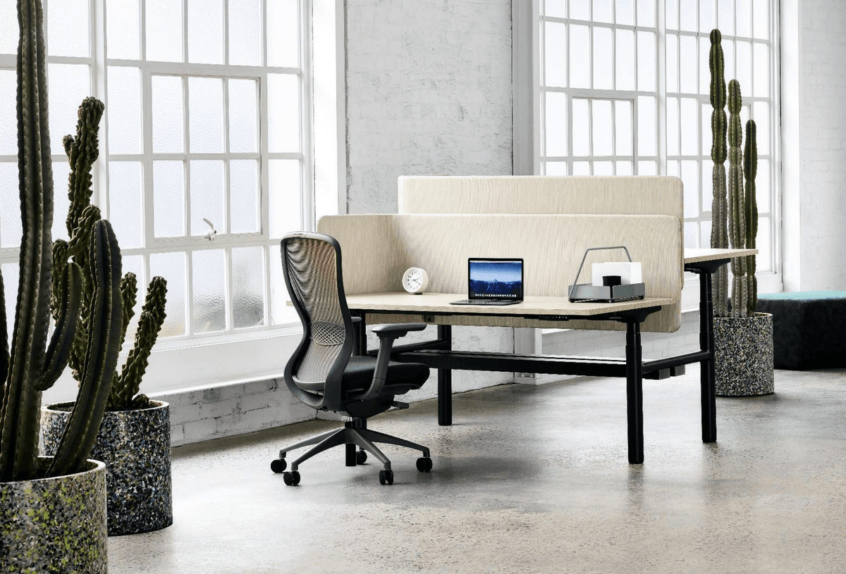 Orbis workstation (O2CJ) - Particleboard top and legs without bracket