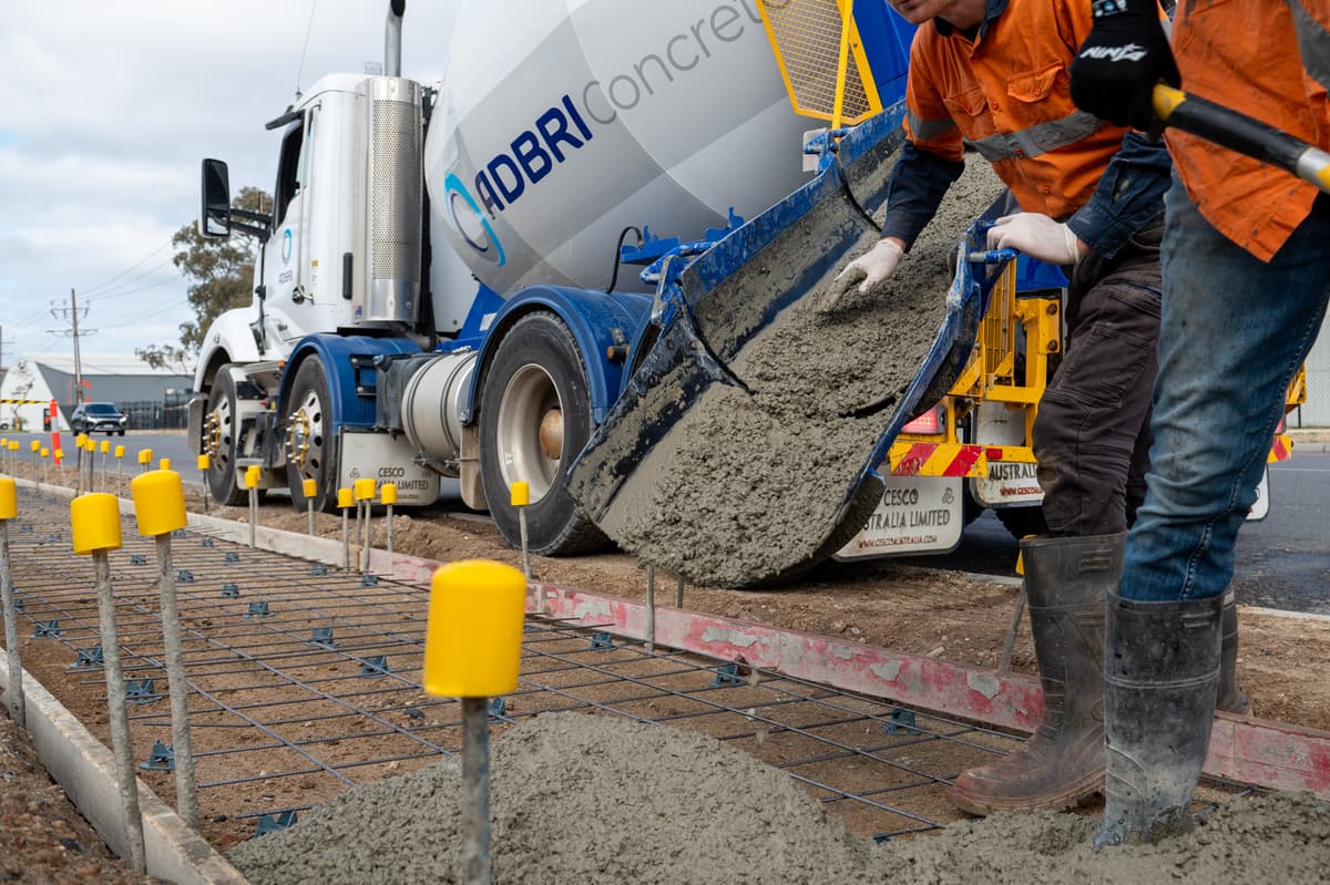 Futurecrete® Ultra S32MPA JUMP/ SLIP/COLUMNS 10MM SP (NSW)